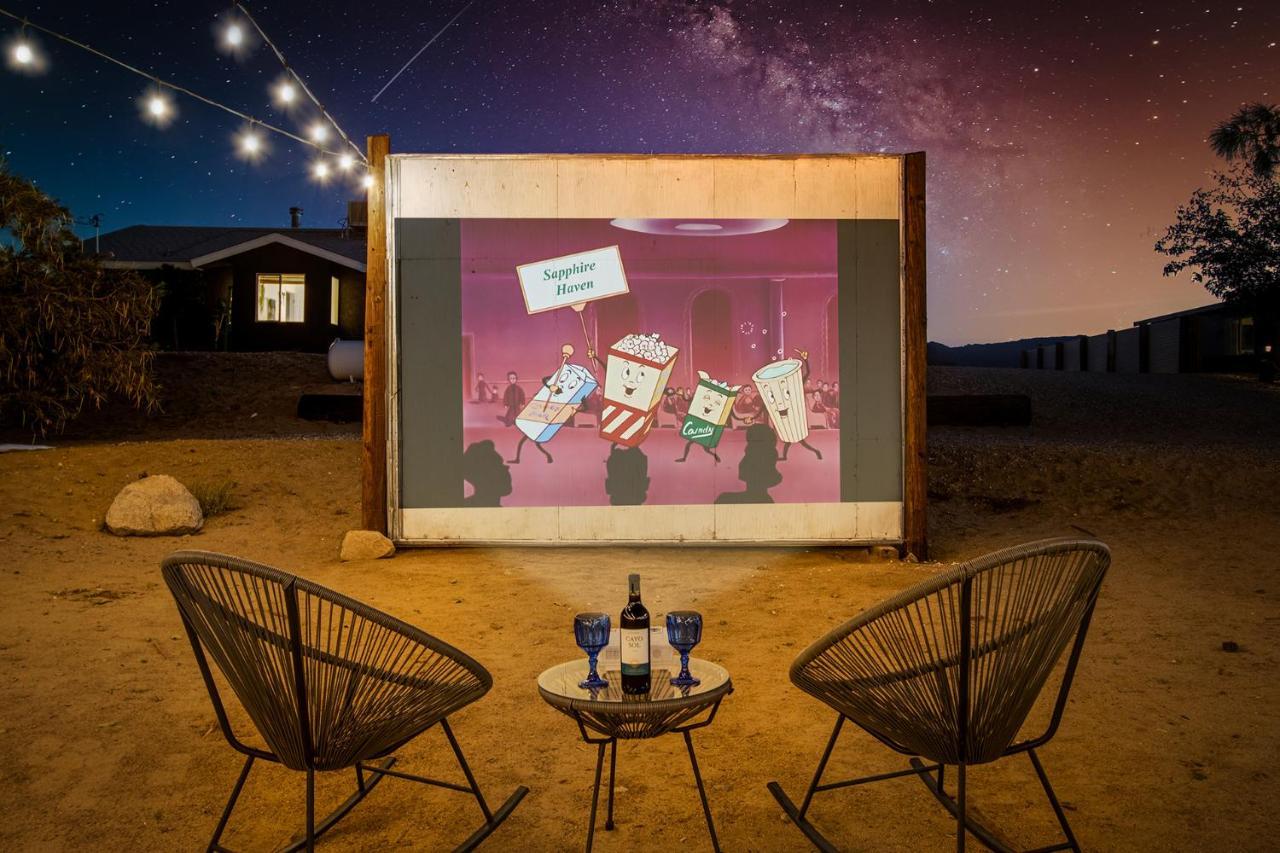Sapphire Haven + Casita! Pool + Spa + Movie Theatre + 10 Min To Monument! Joshua Tree Eksteriør bilde