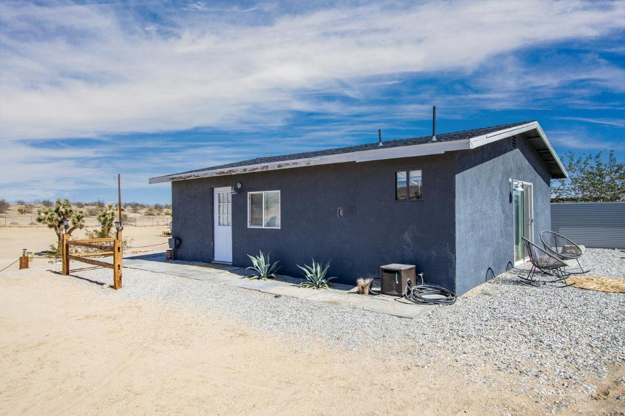 Sapphire Haven + Casita! Pool + Spa + Movie Theatre + 10 Min To Monument! Joshua Tree Eksteriør bilde