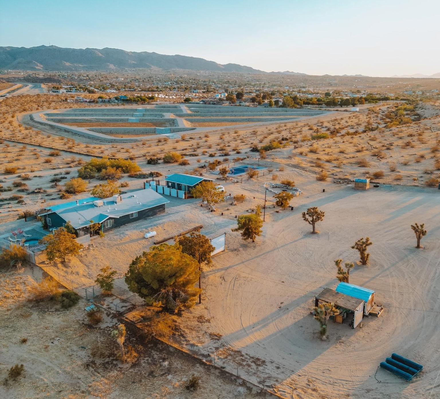 Sapphire Haven + Casita! Pool + Spa + Movie Theatre + 10 Min To Monument! Joshua Tree Eksteriør bilde